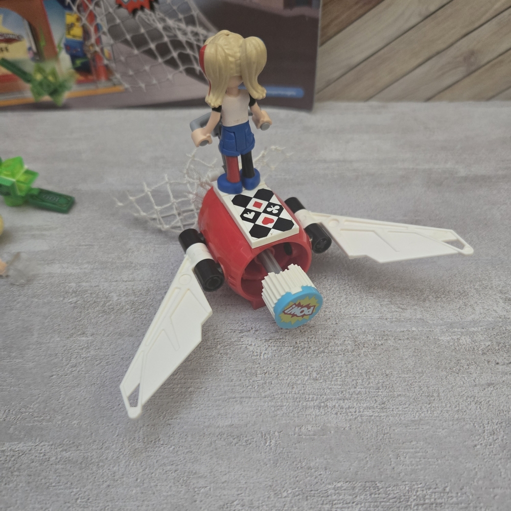 LEGO DC Super Hero Girls 41231 Harley Quinn to the Rescue Set Building Blocks - Picture 6 of 13